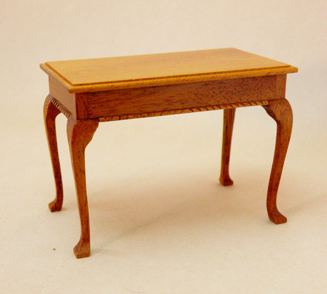 WW GIII Carved Side Table KIT