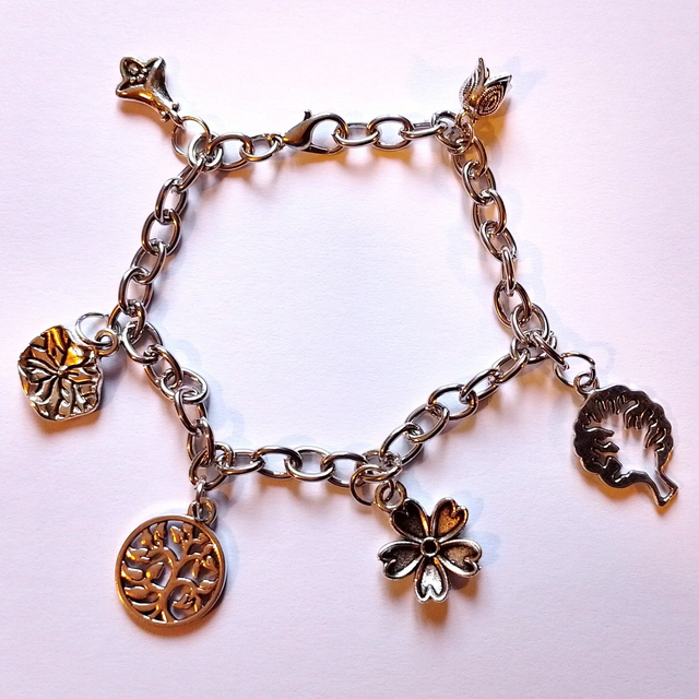 Ladies Handmade Silver Coloured Flower Charm Chain Bracelet - 2 Designs