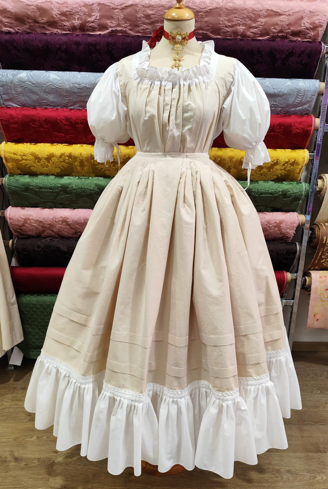 Enagua un volante pliegues 