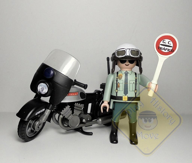 Guardia Civil Motorista Tráfico
