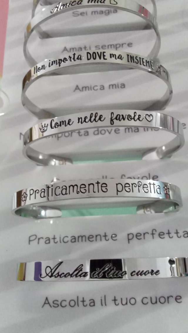 Bracciale ' praticamente perfetta "