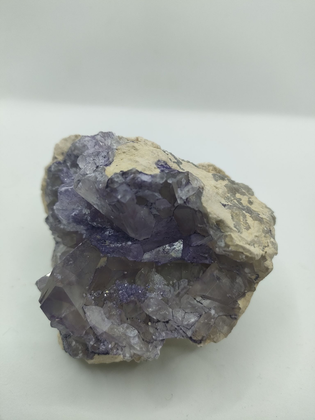 DEMI GEODE D'AMETHYSTE  330gr