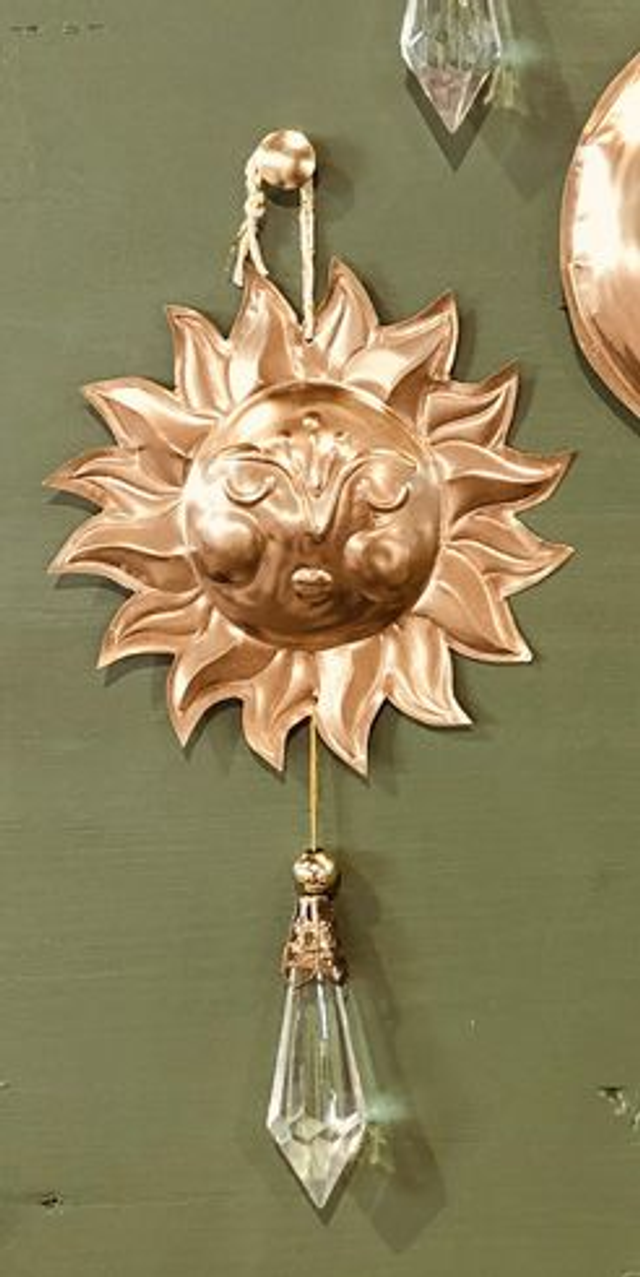 Suspension soleil, pampille pointe diamant