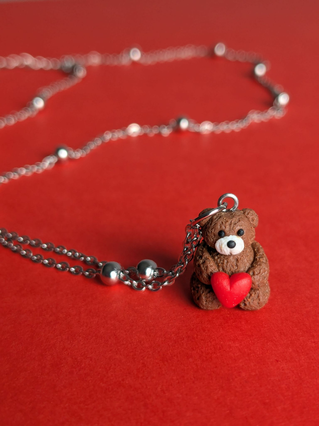 Collier ours en peluche