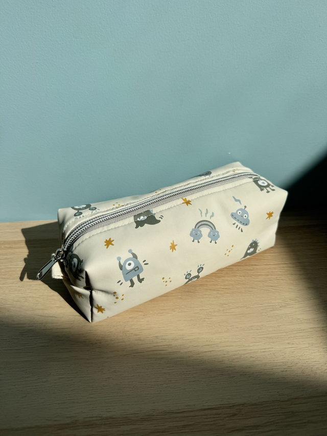 Trousse d&#039;école