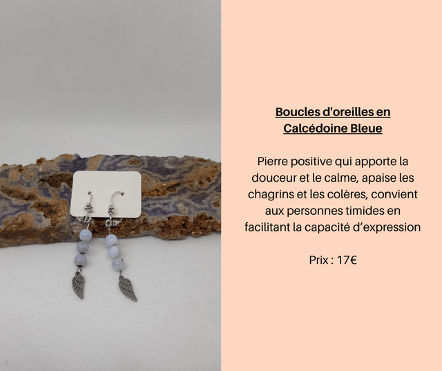 103- Boucles d'Oreilles en Calcédoine Bleue