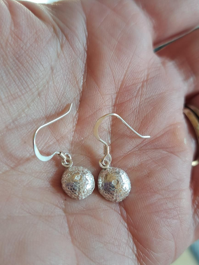 Sea urchins drop earrings 
