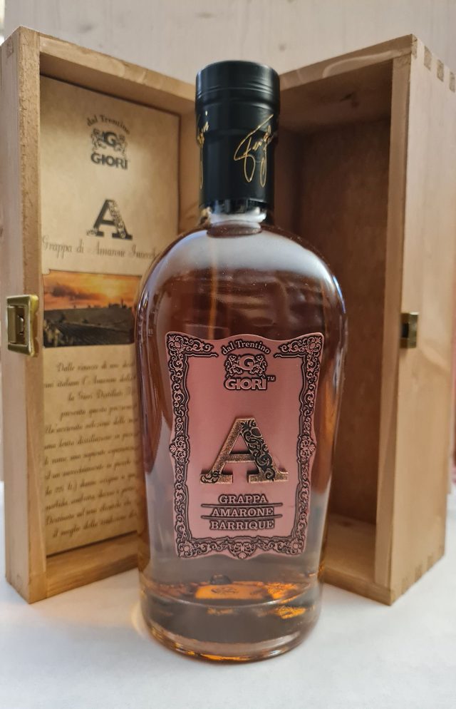 Grappa Barriccata in Cassetta legno GIORI 70cl