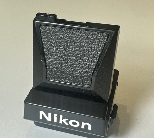 Nikon Schachtsucher DW-3 für F3