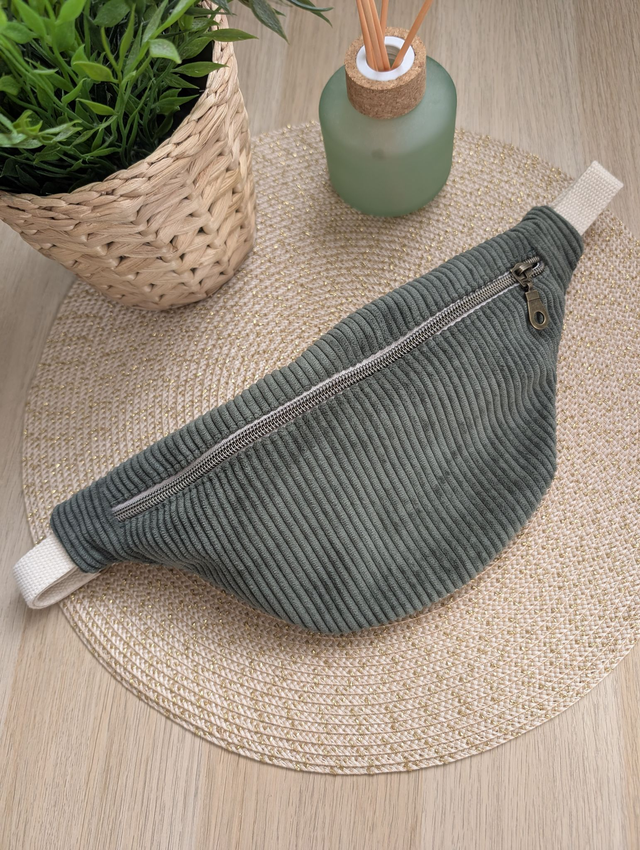 Sac banane enfant en velours cotelé kaki