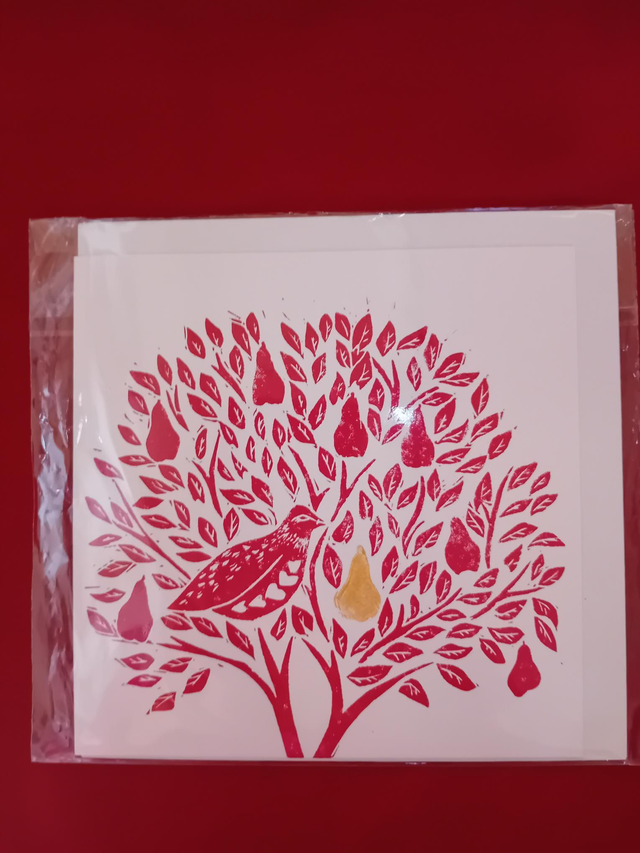075 - Red bird in the tree card - Jo Biggadike