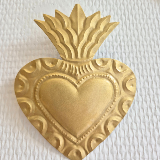Ex-voto cœur en métal martelé - doré 