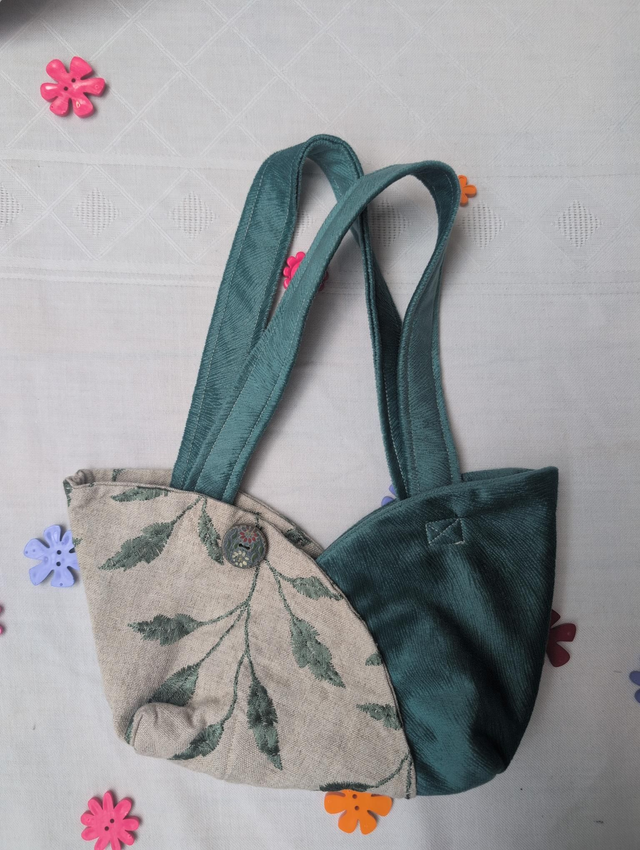 Turquoise Leaf Tulip Bag