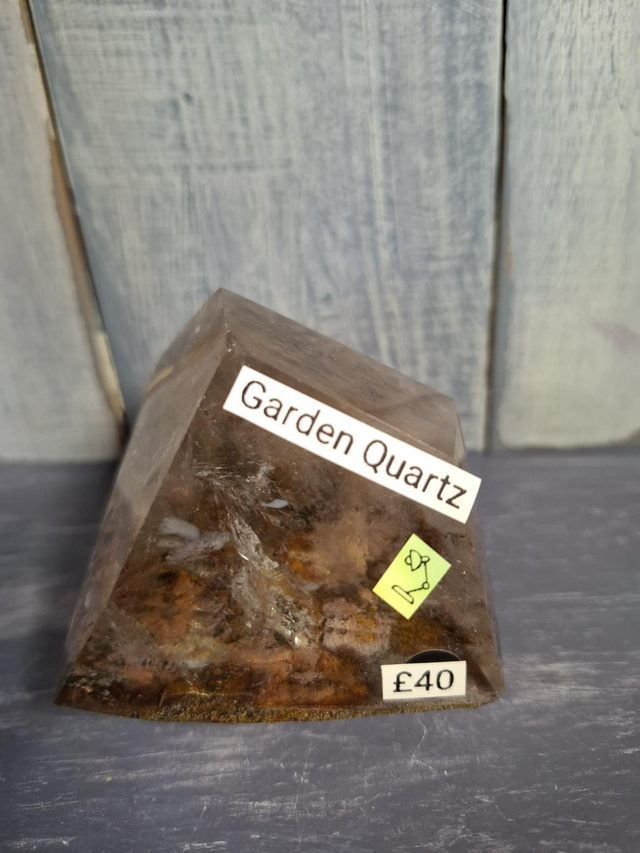 Garden Quartz Free-form 