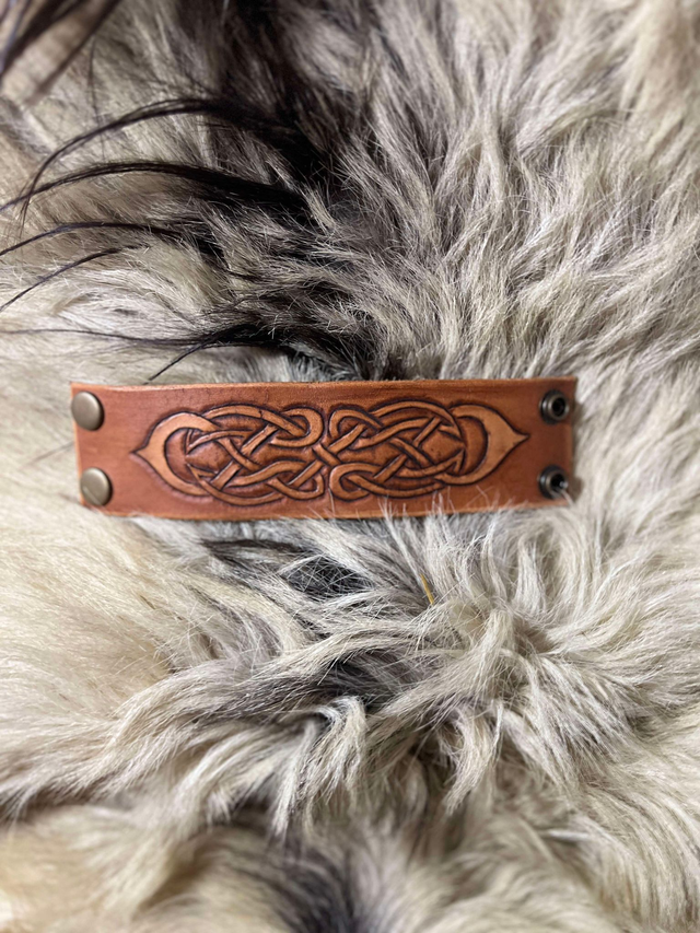 Bracelets gros entrelacs foncé