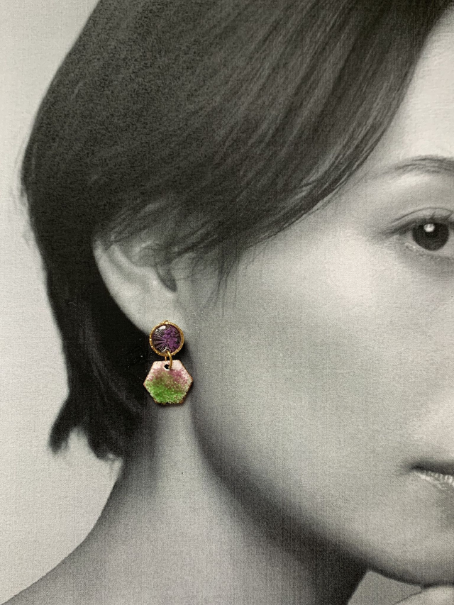 Pièces uniques - Boucles d'oreilles émail et fleurs séchées