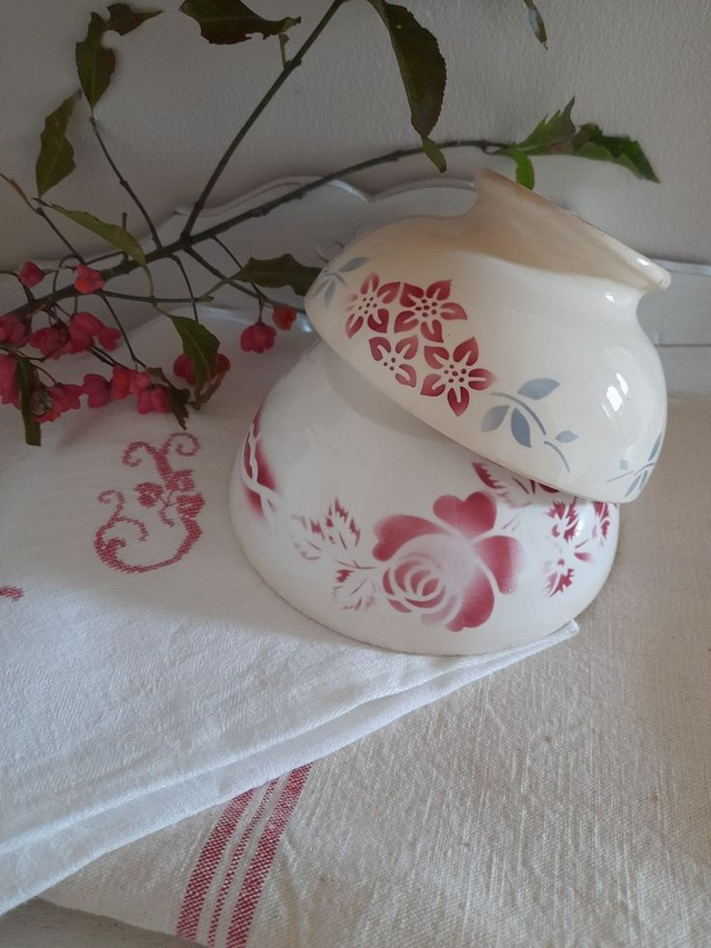 Lot de 2 bols anciens Digoin et Sarreguemines