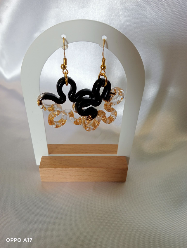 Boucle d&#039;oreille flora