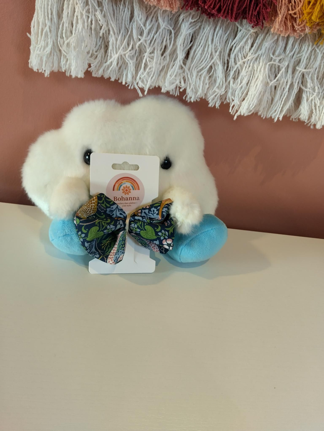 Handmade hairbow - William Morris  