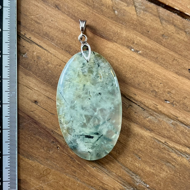 Pendentif en Préhnite et bélière argent 