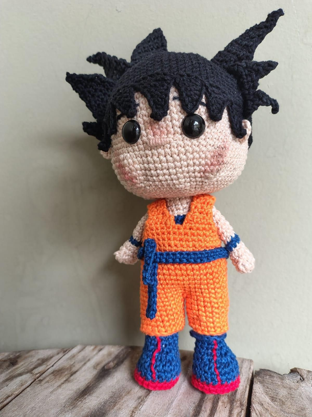 Boneco Amigurumi Goku