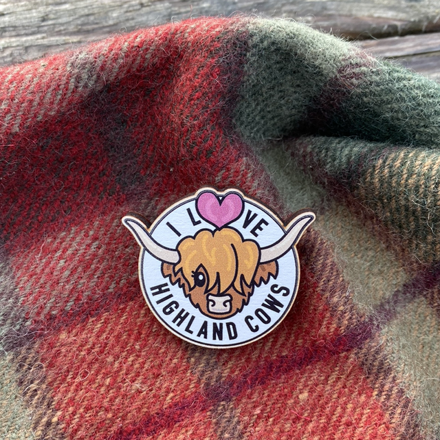 I ❤️ Highland Cows - Wooden pin badge