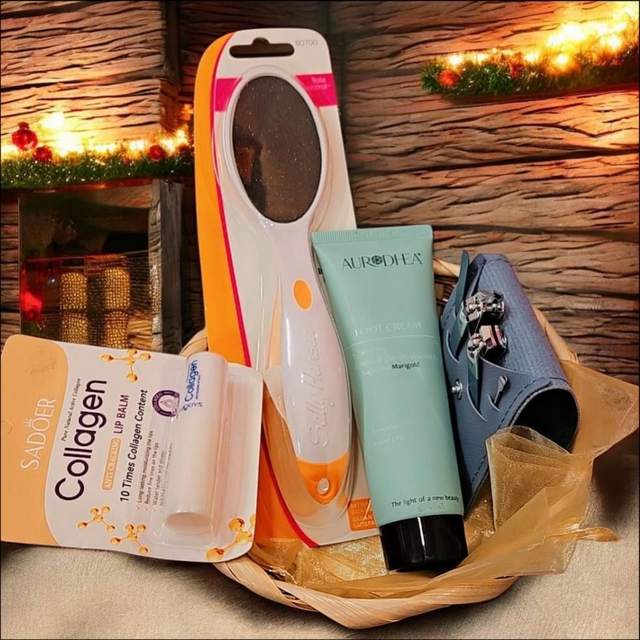 Aurodhea Foot & Grooming Skincare Gift Set
