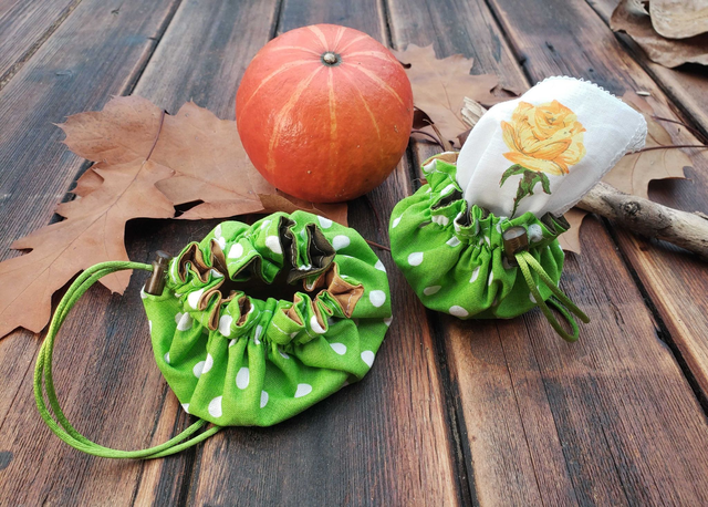 Pochette bourse -- Vert pois blanc