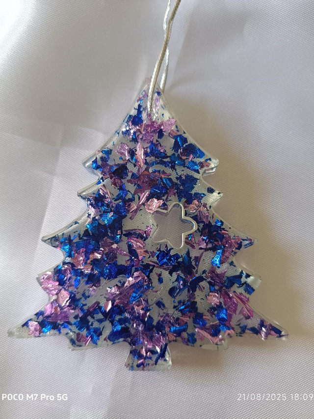 Pochette de suspension en résine