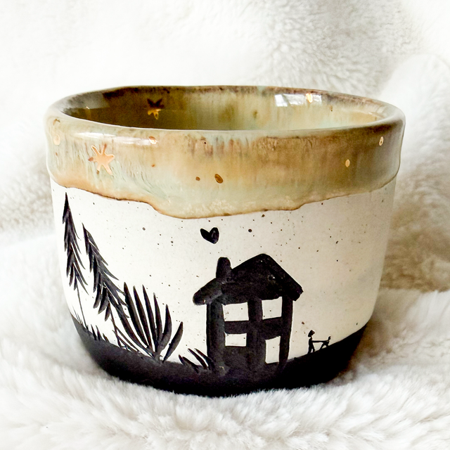 Gobelet « que chaque jour abrite ma famille » 