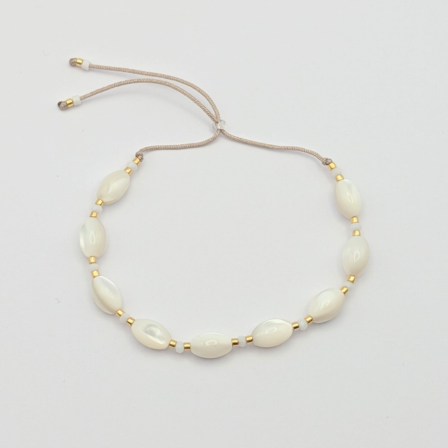 Bracelet nacres blanches