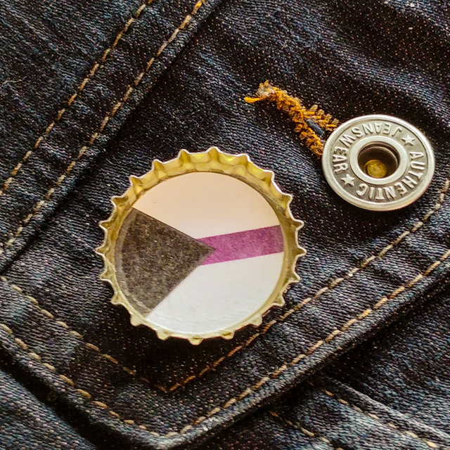 Demi Ace - Bottle Cap - Pin - [PIN-DACE-BC]