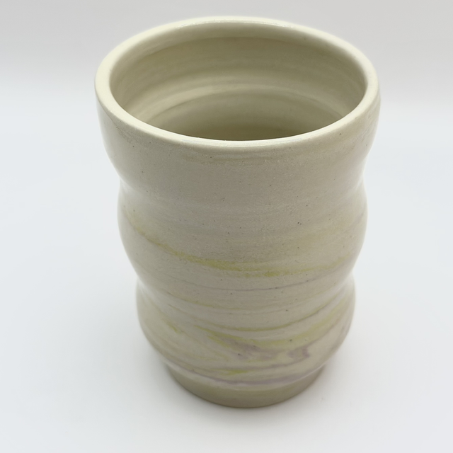 Tasse bulle en céramique – Terre mélée taro matcha, pièce artisanale unique