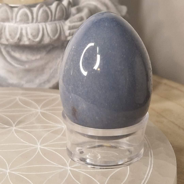 Oeuf en Calcite Bleu