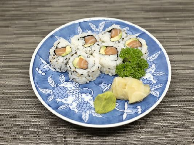 Uramaki Avocado Salmone 