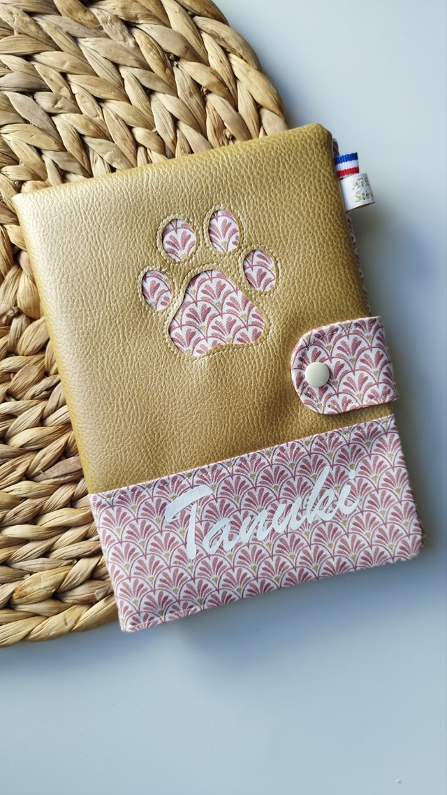 Protège carnet de santé personnalisé pour animal de compagnie * Collection Malaga *