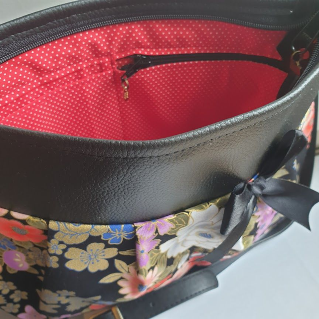 Sac à bandoulière fermeture zippée "Kanako" & simili cuir noir