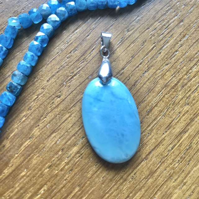 Pendentif Larimar AA