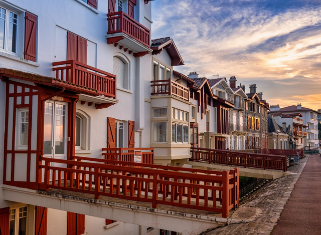 Lueurs dorées sur St Jean de Luz cadre 40X50