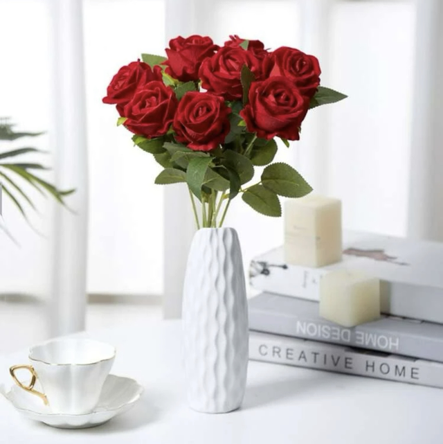 Location rose artificielle