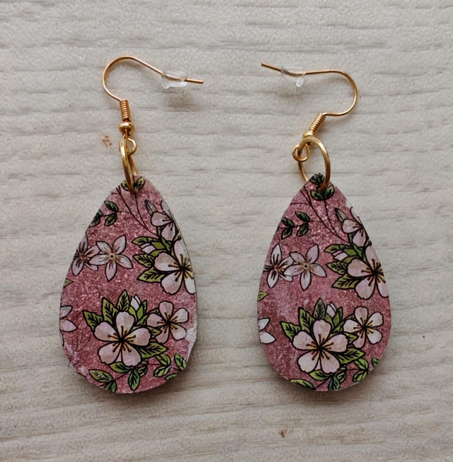 Floral Teardrop Earrings 