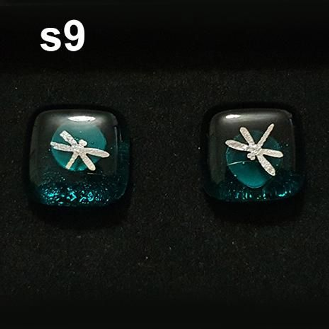 S9 Silver Dragonfly on emerald green glass stud earrings