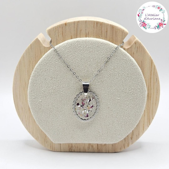 Collier "Rose &amp; feuilles d'argent" argenté