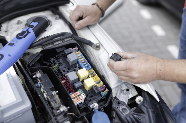 Car Batteries &amp; Fitting