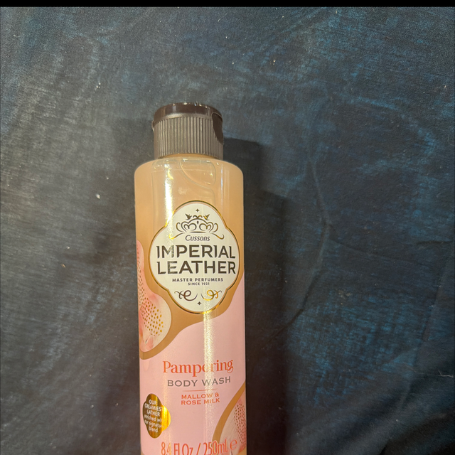 Imperial Leather Pampering Body Wash Mallow And Rose Milk 250ml
