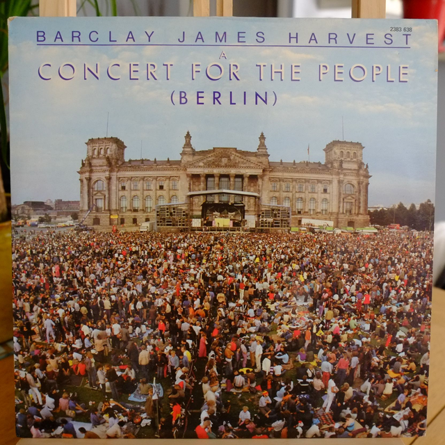 Barcley James Harvest - A concert for the people