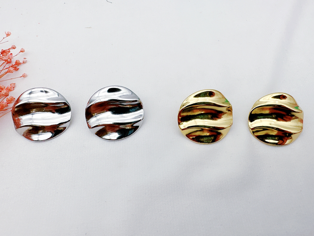 Boucle ronde ondulée