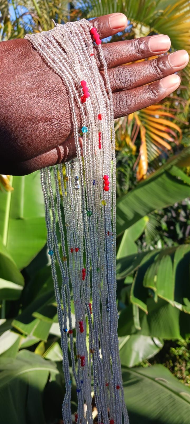 Baya, Perles de reins, Fait main