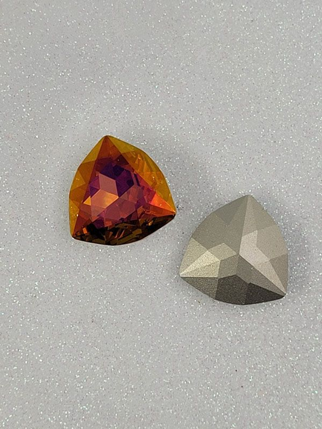 Fancy Trilliant, Astral Pink, 24mm