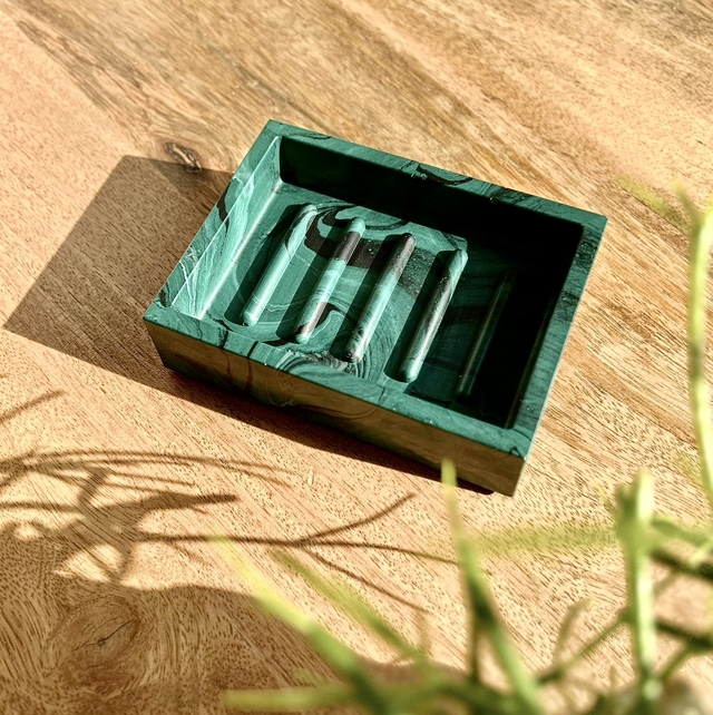 Porte savon épais vert effet marbre noir 